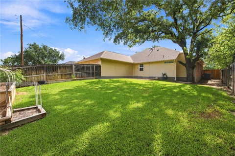 Tiny photo for 5909 Sheffield Terrace Lane, Bryan, TX 77802 (MLS # 26012231)
