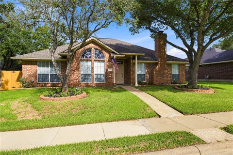 Photo of 5909 Sheffield Terrace Lane, Bryan, TX 77802 (MLS # 26012231)