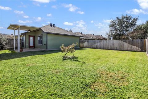 Tiny photo for 916 Crested Point Drive, College Station, TX 77845 (MLS # 25011428)