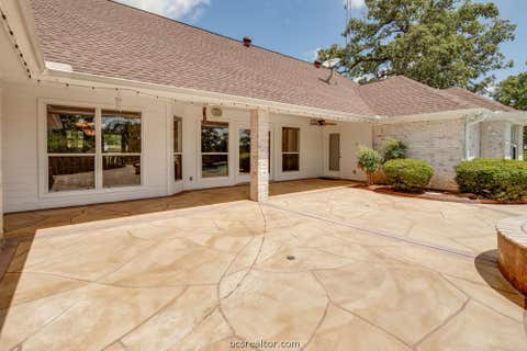 Tiny photo for 7710 Elmo Weedon Road, Bryan, TX 77808 (MLS # 26007405)