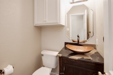 Tiny photo for 7710 Elmo Weedon Road, Bryan, TX 77808 (MLS # 26007405)