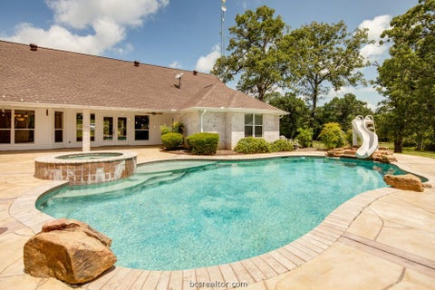 Tiny photo for 7710 Elmo Weedon Road, Bryan, TX 77808 (MLS # 26007405)