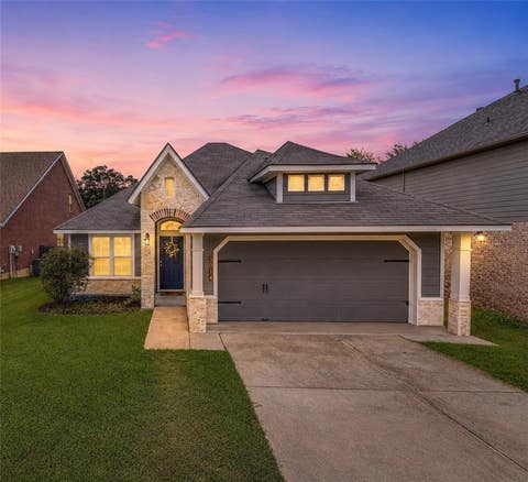Photo of 3014 Positano Loop, Bryan, TX 77808 (MLS # 26010535)