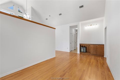 Tiny photo for 8401 Whiterose Court, College Station, TX 77845 (MLS # 26001855)