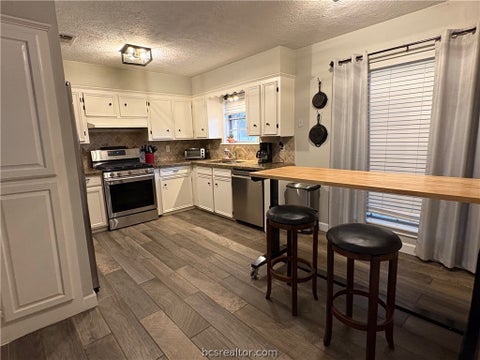 Tiny photo for 2005 Rayburn Court, College Station, TX 77840 (MLS # 26007410)