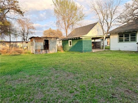 Tiny photo for 236 8th Street, Somerville, TX 77879 (MLS # 26002929)