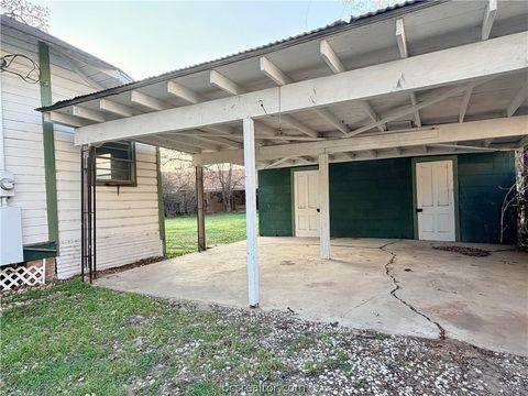 Tiny photo for 236 8th Street, Somerville, TX 77879 (MLS # 26002929)