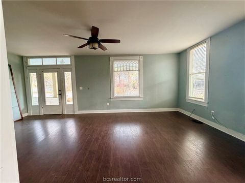 Tiny photo for 236 8th Street, Somerville, TX 77879 (MLS # 26002929)