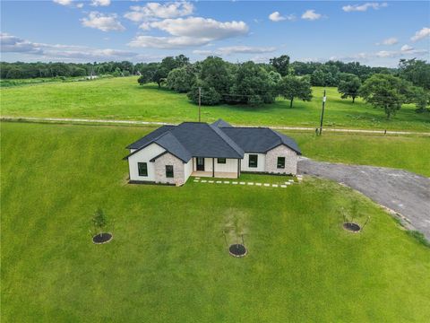 Photo of 4379 Collton Lane, Franklin, TX 77856 (MLS # 26005124)
