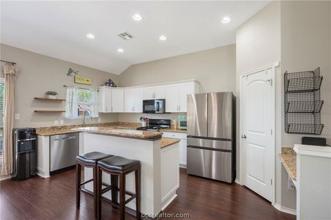Tiny photo for 5274 Sagewood Drive, College Station, TX 77845 (MLS # 26003897)
