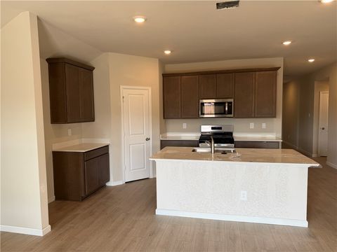 Tiny photo for 1723 San Jacinto, Brenham, TX 77833 (MLS # 26004264)