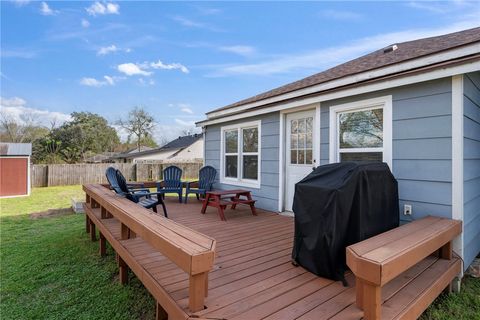 Tiny photo for 1004 E 27th Street, Bryan, TX 77803 (MLS # 26002927)