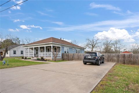 Tiny photo for 1004 E 27th Street, Bryan, TX 77803 (MLS # 26002927)