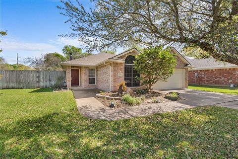Photo of 1736 Starling Drive, College Station, TX 77845 (MLS # 26003081)