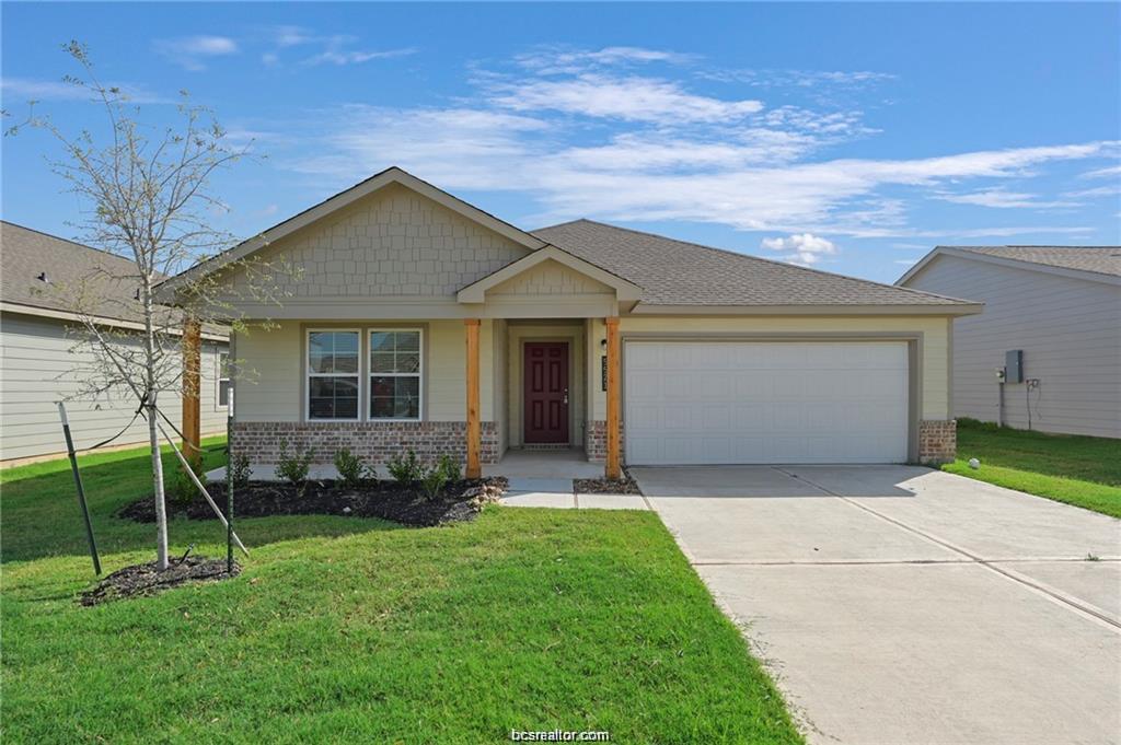 Photo of 5521 Fox Bluff Drive, Bryan, TX 77807 (MLS # 26012045)