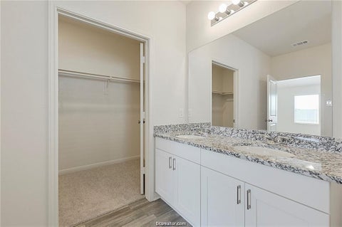 Tiny photo for 5521 Fox Bluff Drive, Bryan, TX 77807 (MLS # 26012045)
