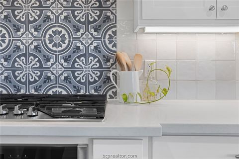 Tiny photo for 3222 Hunters Crossing Trail, Bryan, TX 77808 (MLS # 26001554)