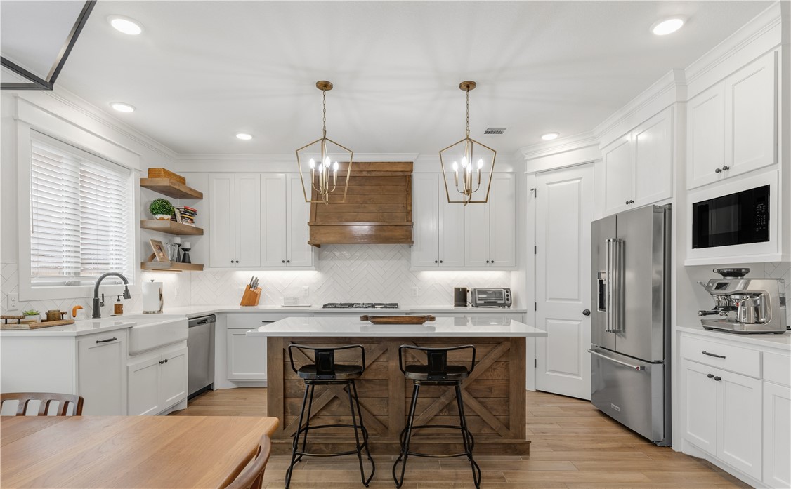 Bryan, Texas 77802, United States, 4 Bedrooms Bedrooms, ,3 BathroomsBathrooms,Residential,Active,82423