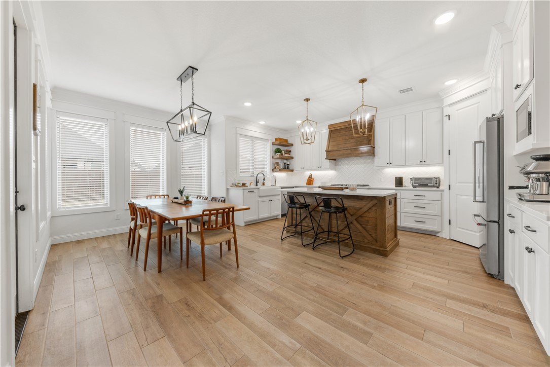 Bryan, Texas 77802, United States, 4 Bedrooms Bedrooms, ,3 BathroomsBathrooms,Residential,Active,82423