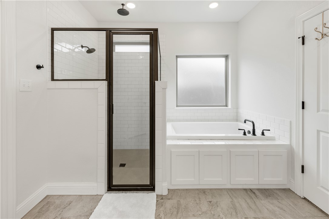 Bryan, Texas 77802, United States, 4 Bedrooms Bedrooms, ,3 BathroomsBathrooms,Residential,Active,82423