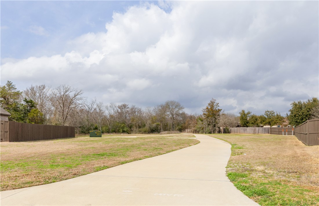 Bryan, Texas 77802, United States, 4 Bedrooms Bedrooms, ,3 BathroomsBathrooms,Residential,Active,82423