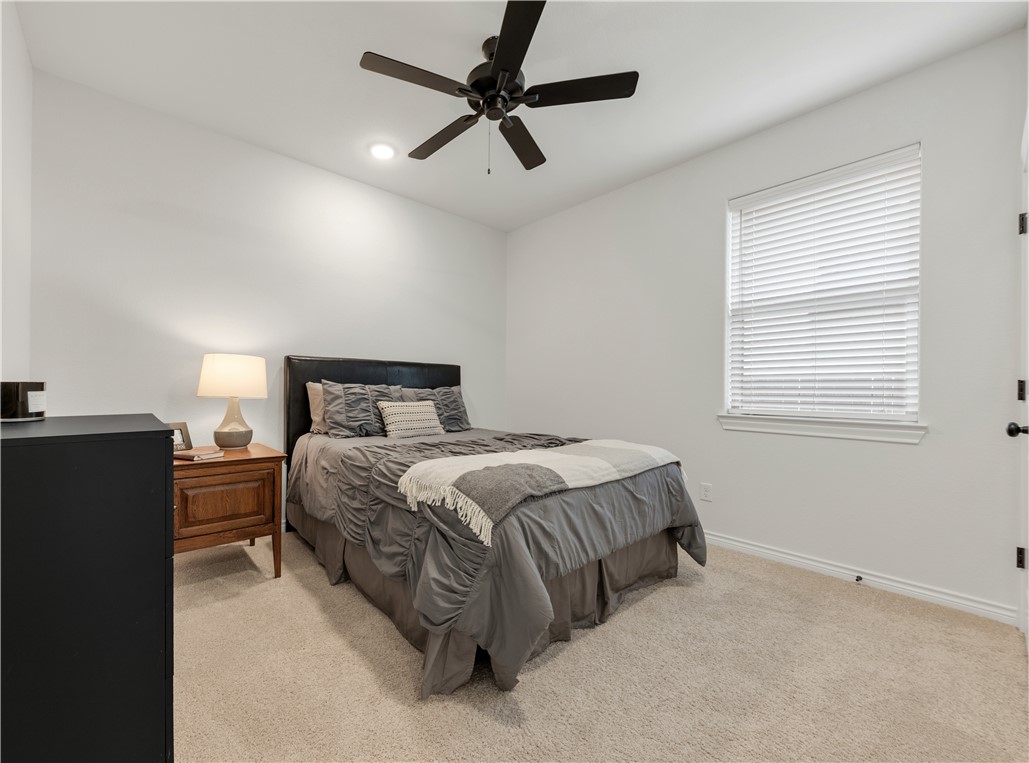 Bryan, Texas 77802, United States, 4 Bedrooms Bedrooms, ,3 BathroomsBathrooms,Residential,Active,82423