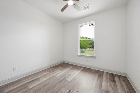Tiny photo for 1401 Madison Avenue, Bryan, TX 77803 (MLS # 26011770)