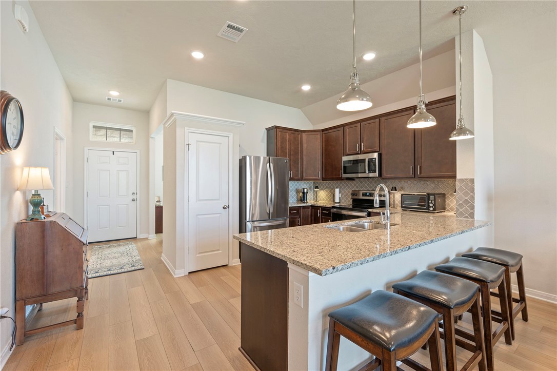 Bryan, Texas 77807, United States, 3 Bedrooms Bedrooms, ,2 BathroomsBathrooms,Residential,Active,208389