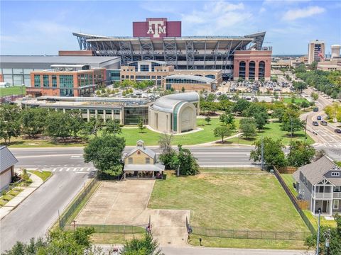 101 Fairview Avenue College Station TX 77840