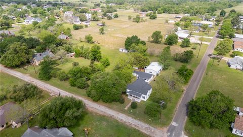 Tiny photo for 915 E Mitchell Street, Calvert, TX 77837 (MLS # 26004526)