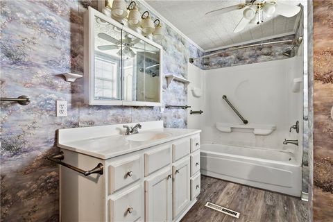 Tiny photo for 915 E Mitchell Street, Calvert, TX 77837 (MLS # 26004526)