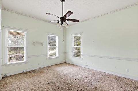 Tiny photo for 915 E Mitchell Street, Calvert, TX 77837 (MLS # 26004526)