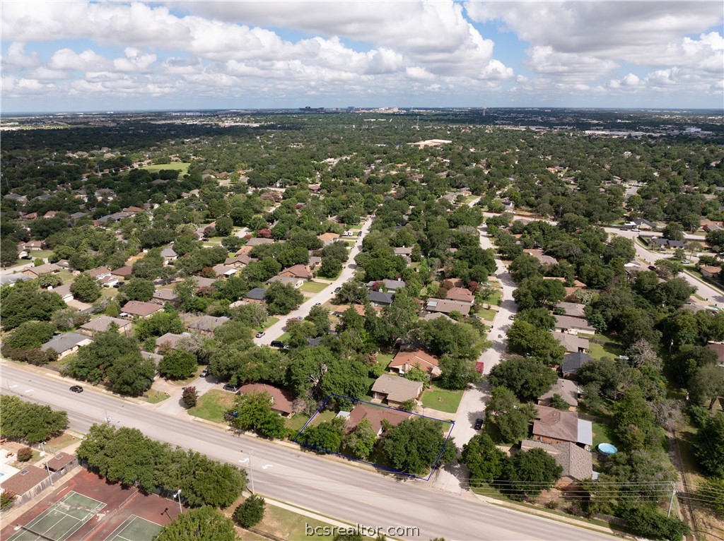 College Station, Texas 77845, United States, 3 Bedrooms Bedrooms, ,2 BathroomsBathrooms,Residential,Pending,54402