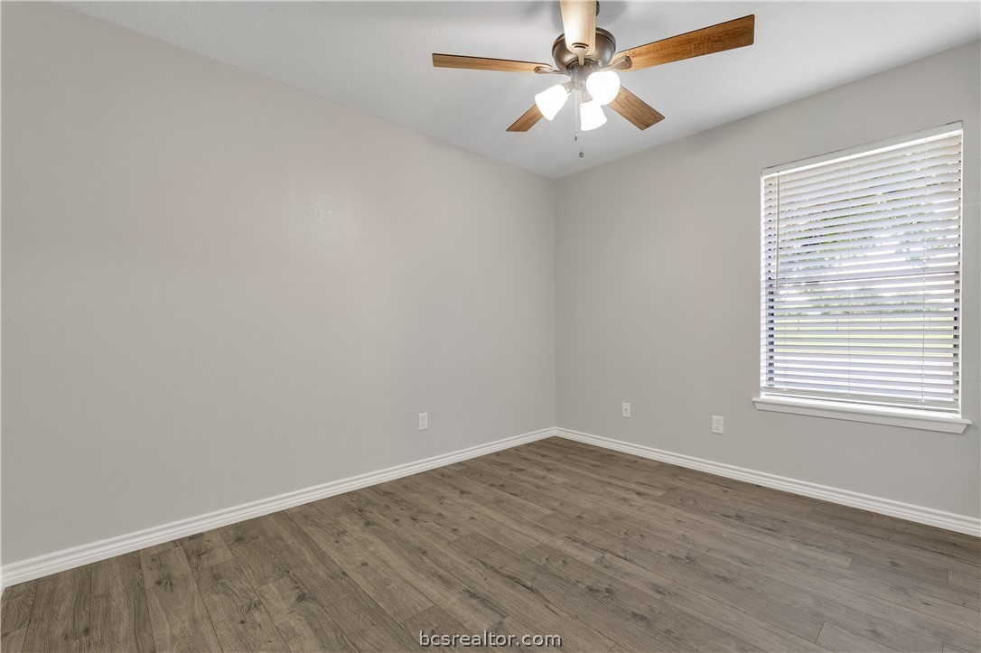 College Station, Texas 77845, United States, 3 Bedrooms Bedrooms, ,2 BathroomsBathrooms,Residential,Pending,54402