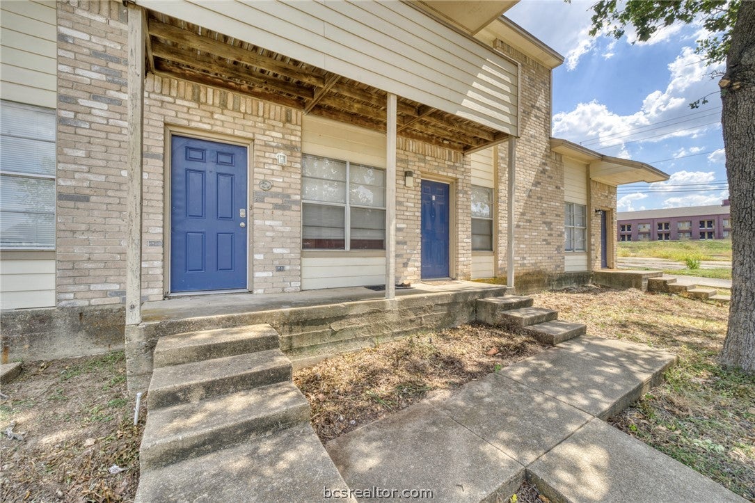 902 Spring Loop B