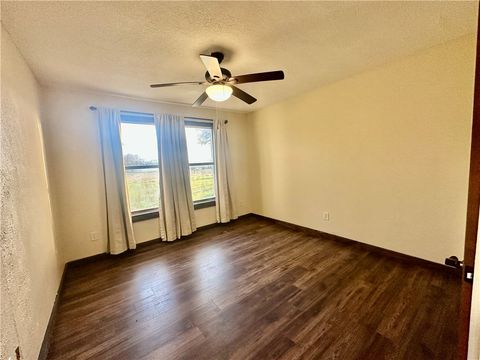 Tiny photo for 410 LCR 890, Jewett, TX 75846 (MLS # 26002496)