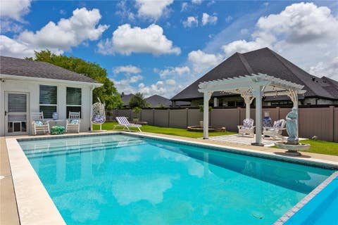 Tiny photo for 5108 Miramont Circle Cir, Bryan, TX 77802 (MLS # 26007461)