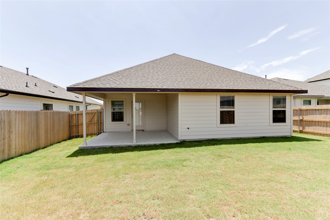 College Station, Texas 77845, United States, 3 Bedrooms Bedrooms, ,2 BathroomsBathrooms,Residential,Pending,150823
