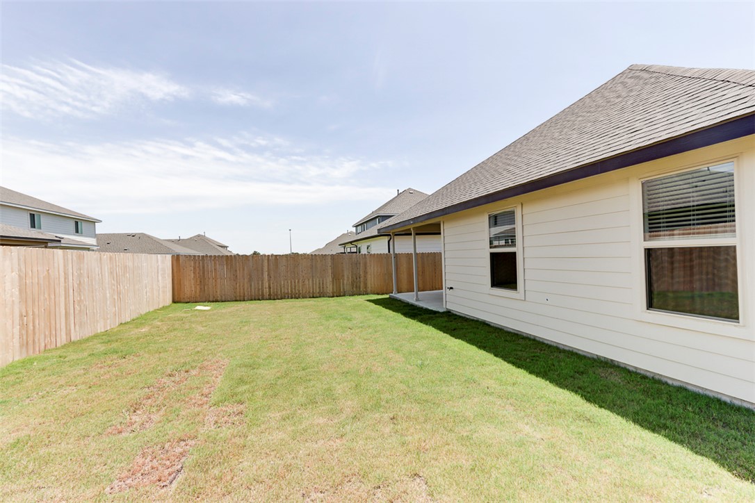 College Station, Texas 77845, United States, 3 Bedrooms Bedrooms, ,2 BathroomsBathrooms,Residential,Pending,150823