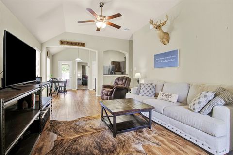 Tiny photo for 704 Heritage Drive, Navasota, TX 77868 (MLS # 26005202)