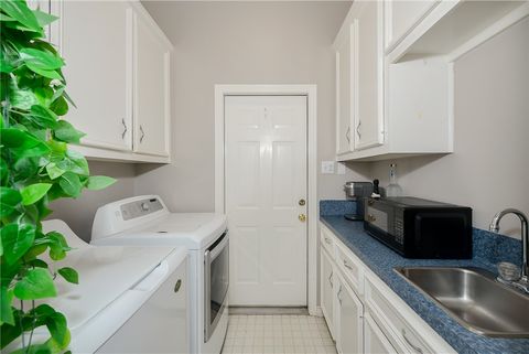 Tiny photo for 3205 Innsbruck Circle, College Station, TX 77845 (MLS # 25011068)