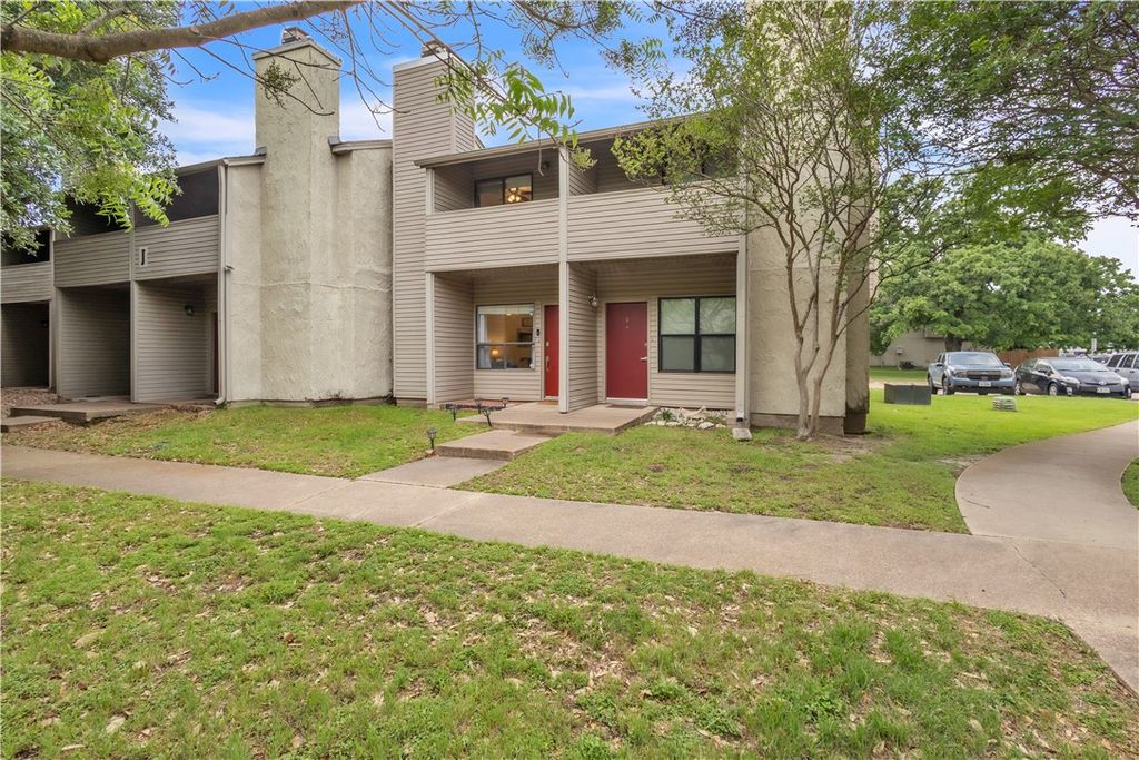 Photo of 1902 Dartmouth Street #J5, College Station, TX 77840 (MLS # 26004274)