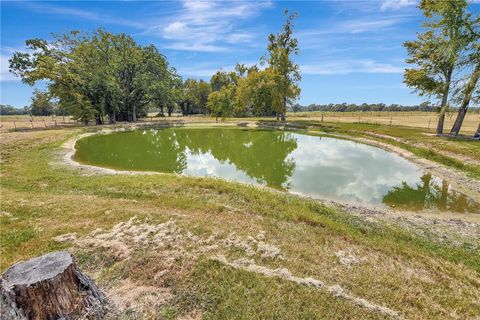 Tiny photo for 8755 Greenbriar Road, Madisonville, TX 77864 (MLS # 25010490)
