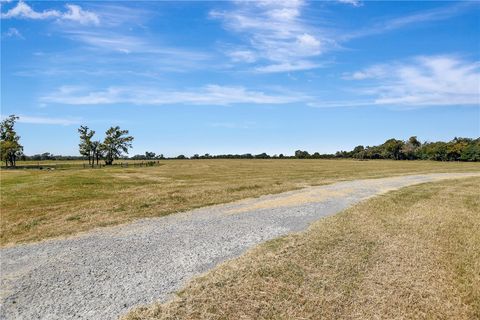Tiny photo for 8755 Greenbriar Road, Madisonville, TX 77864 (MLS # 25010490)