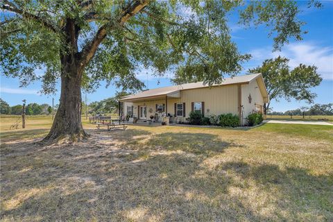 Tiny photo for 8755 Greenbriar Road, Madisonville, TX 77864 (MLS # 25010490)