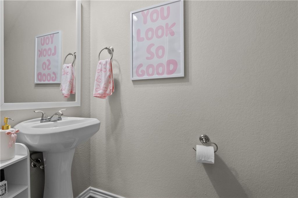 Photo of 527 Hayes Lane, College Station, TX 77845 (MLS # 25012108)