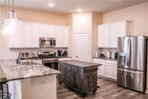 Tiny photo for 2010 Winepress RD, Brenham, TX 77835 (MLS # 26007098)