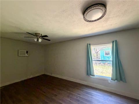 Tiny photo for 545 Cranberry Road, Somerville, TX 77879 (MLS # 26005890)