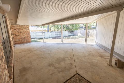 Tiny photo for 2903 Par Drive, Bryan, TX 77802 (MLS # 25010751)