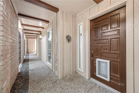 Tiny photo for 29 Forest Dr Dr, College Station, TX 77845 (MLS # 26002222)